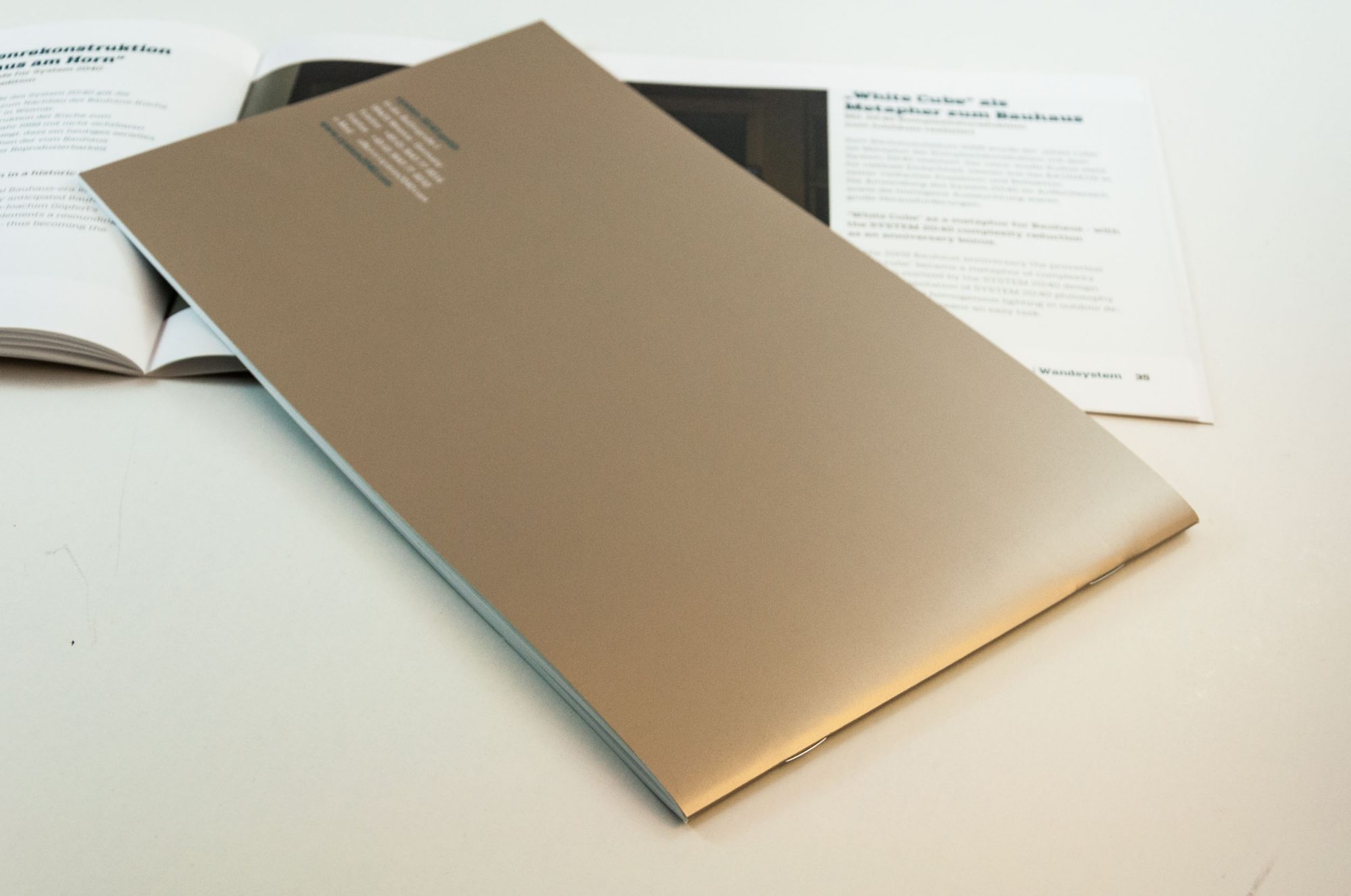 SR-17-2040-Broschur-350k-6