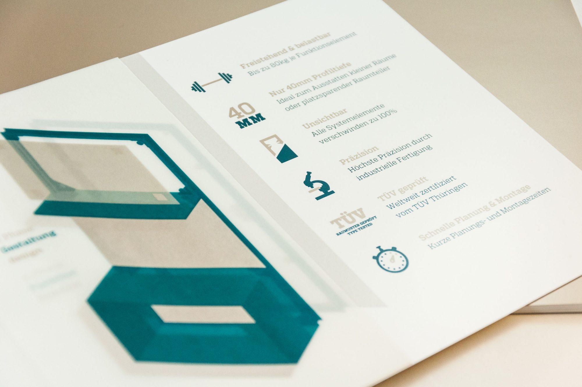 SR-17-2040-Broschur-350k-9