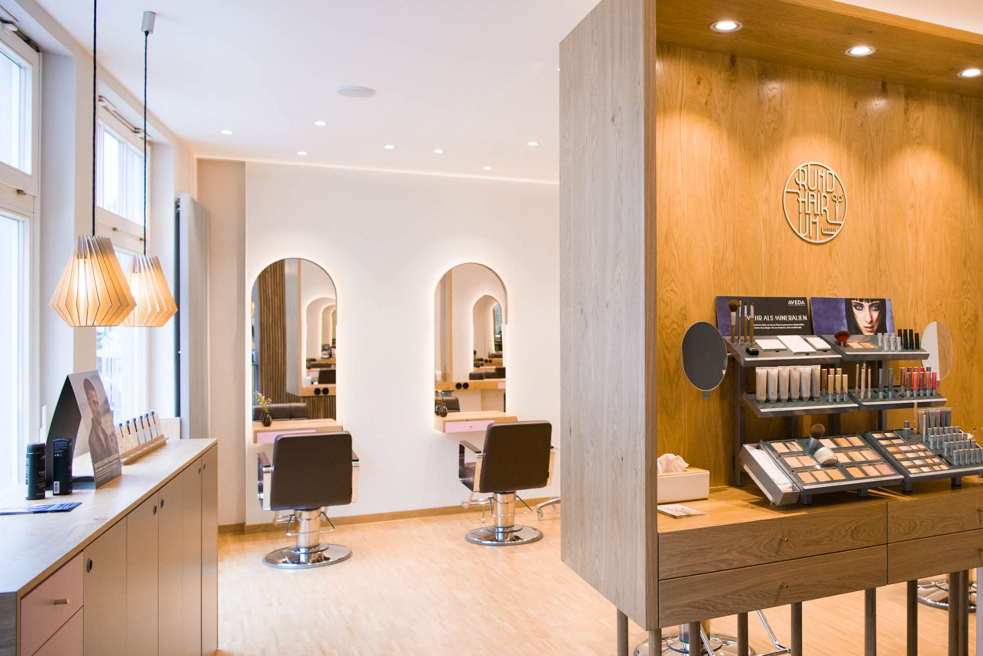 SR-17-RHU-innen-350k-2