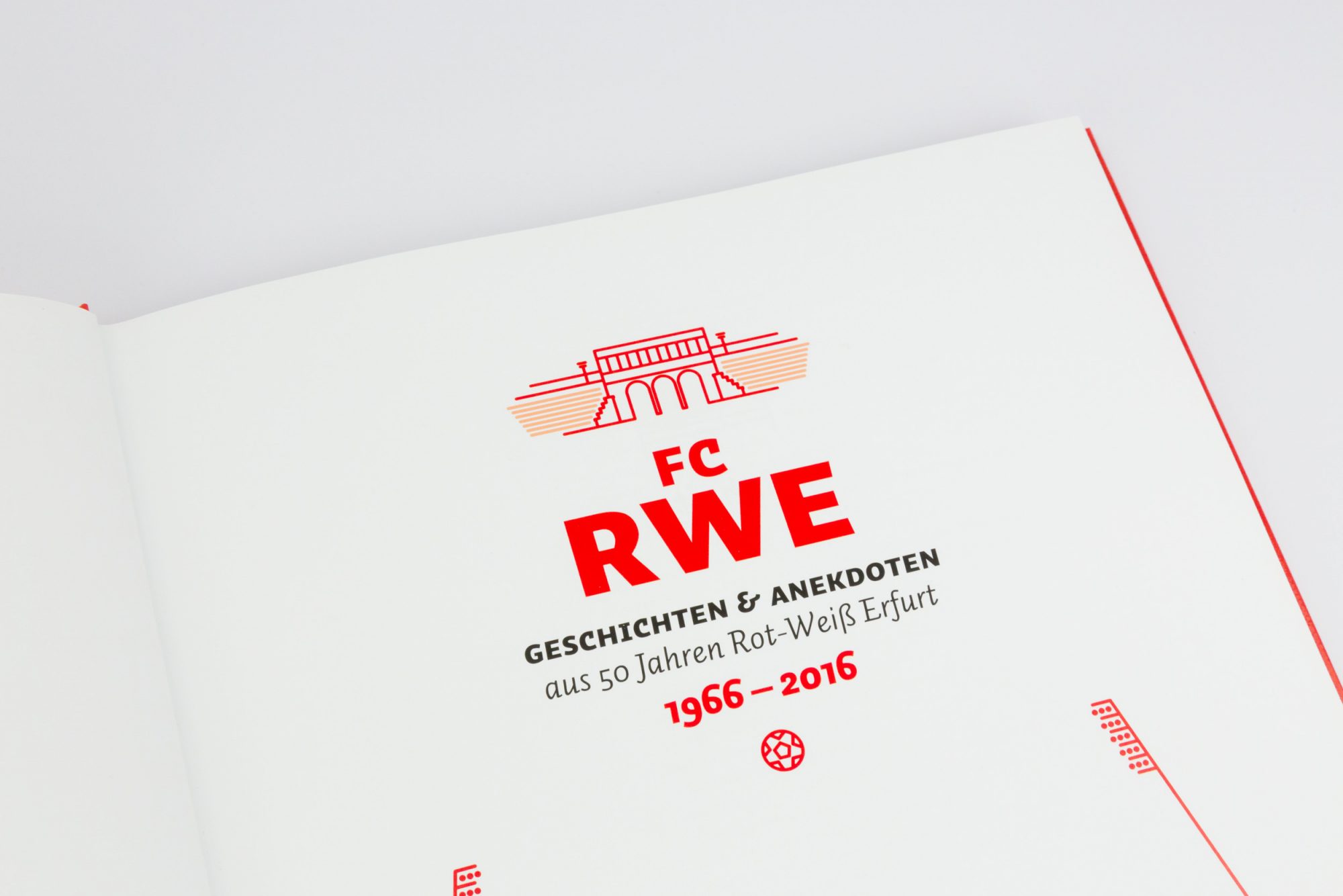 SR-17-RWE-Buch-350k-6