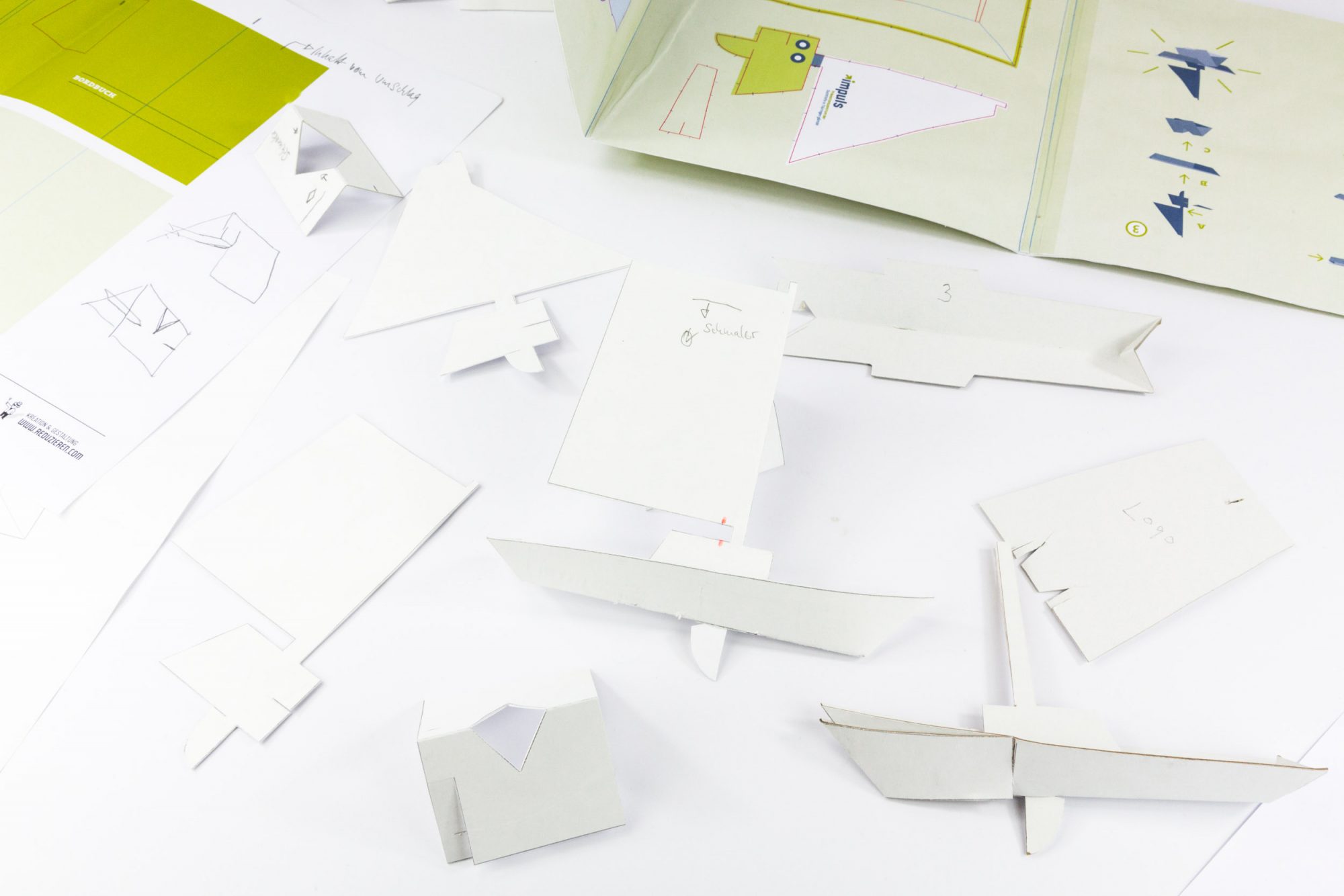 SR-17-SIT-Bordbuch-kor-350k-16