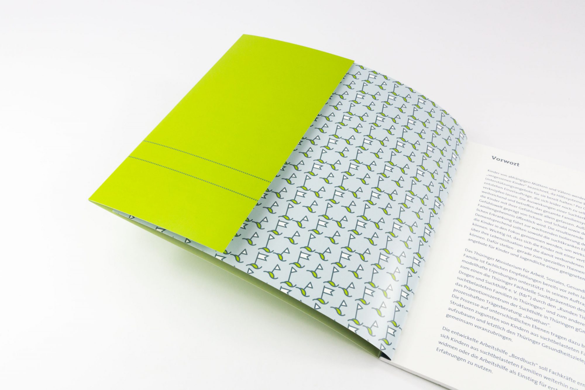 SR-17-SIT-Bordbuch-kor-350k-3